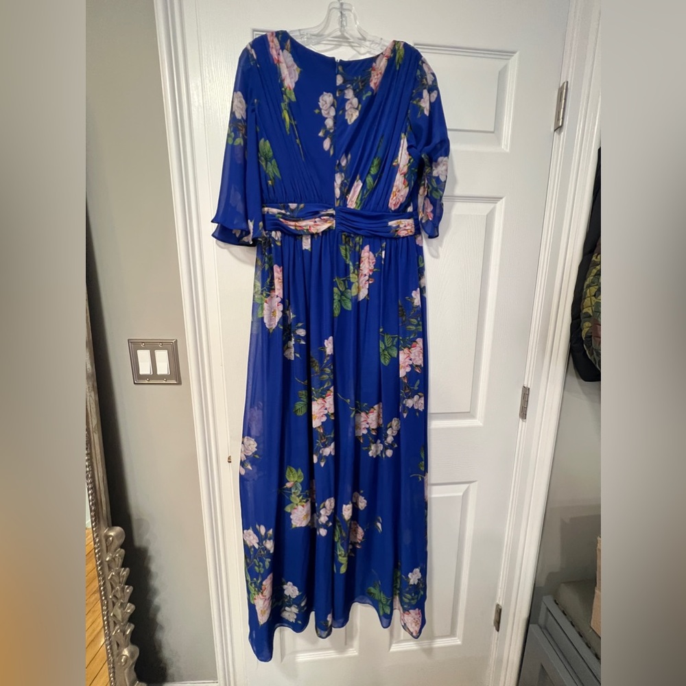 𝅺Adrianna Papell Floral Print Chiffon Gown